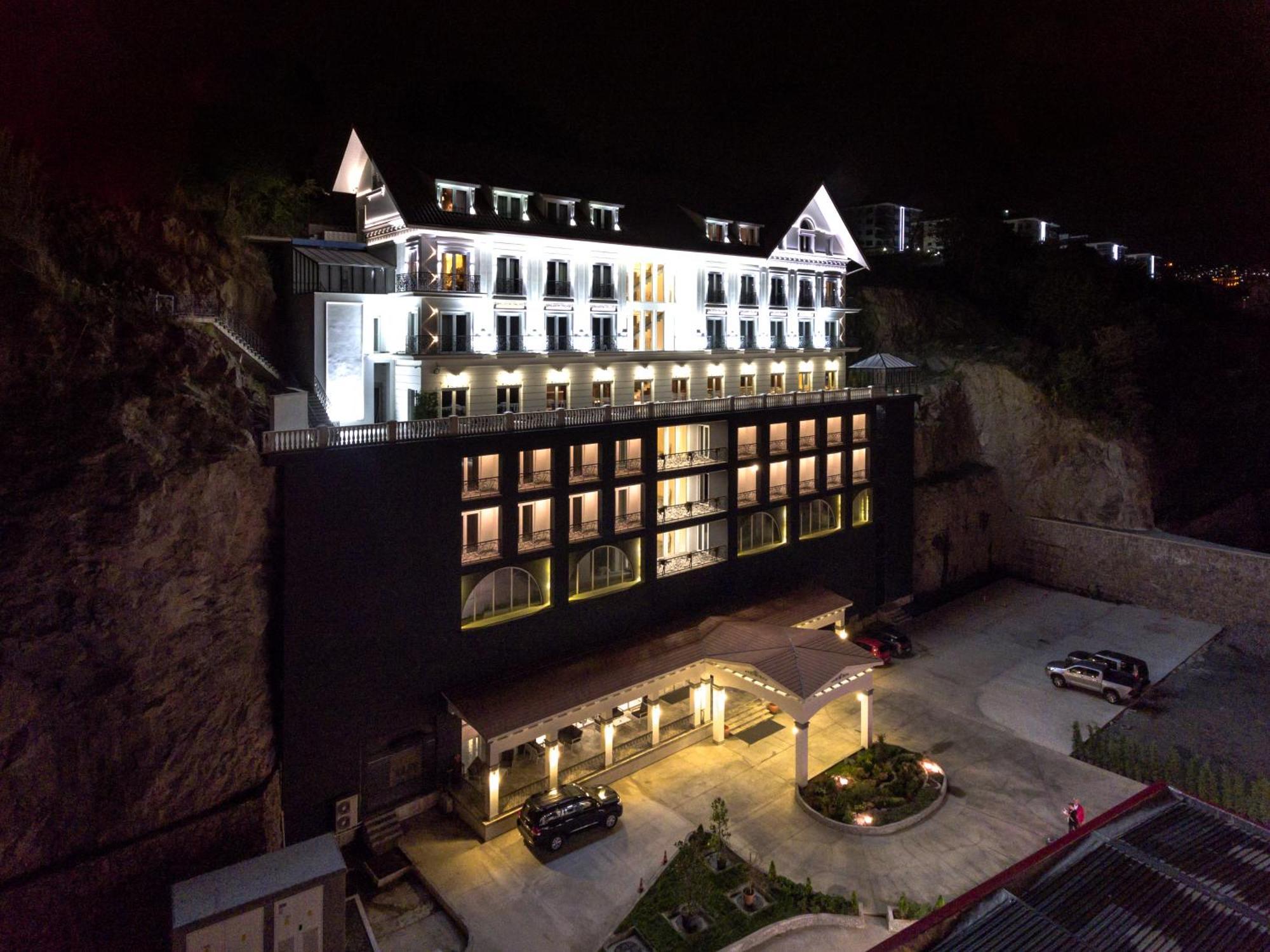 Mell Hotel Trabzon Exterior photo